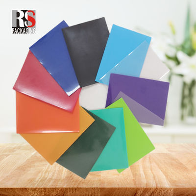 PP Matte Transparan Jelas Game Card Sleeves Pemegang Kartu Trading Disesuaikan