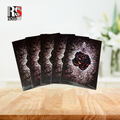 TCG Card Sleeves Custom Credit Card Protector Pocket Sport Card Sleeve (TKG) Kartu kredit yang disesuaikan dengan selera