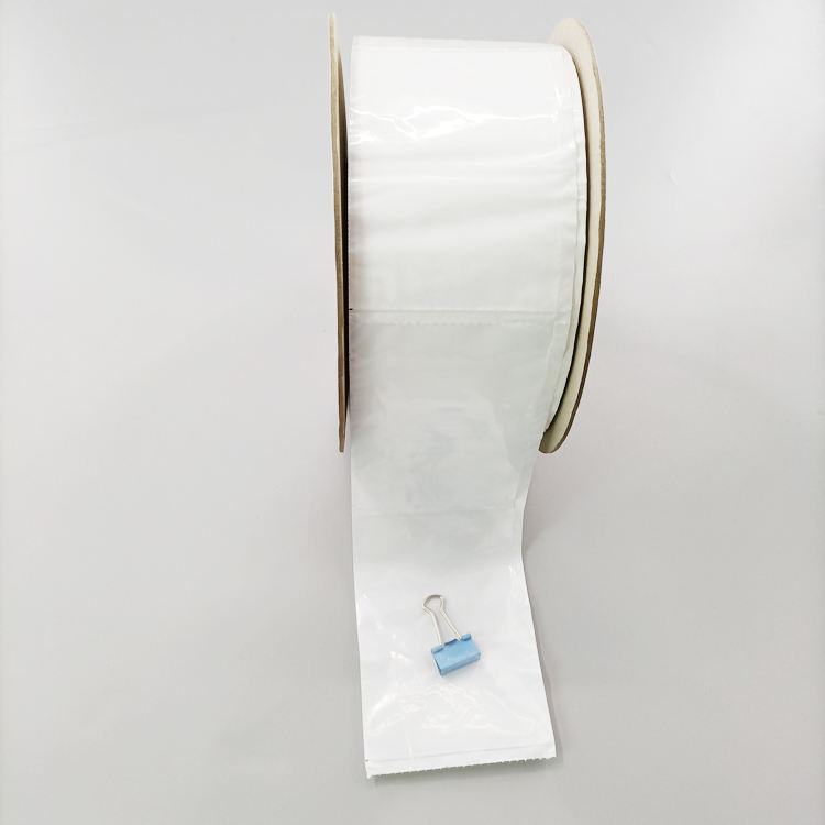 LDPE Automatic Bags On Rolls Size And Color Can Be Customized